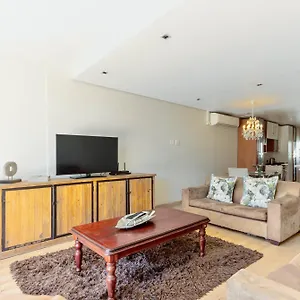 Harbouredge Apartment Cape Town